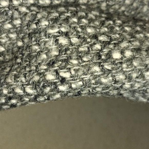 Elegant Gray Trench Coat Circa 1940s. True Vintage Princess Coat - Picture 6 of 6